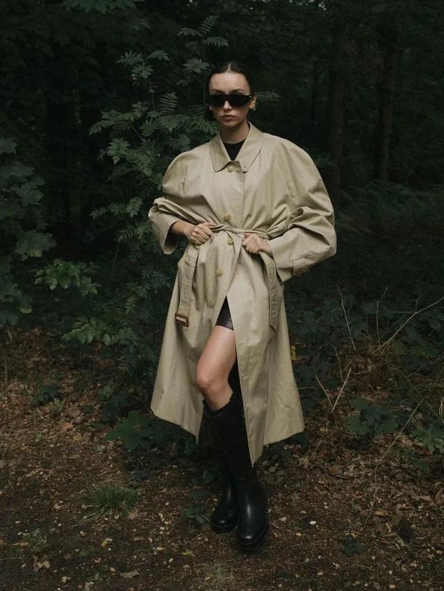 欧陆平台注册：花四位数买的“丑鞋”，咋这么多人抢着穿啊？